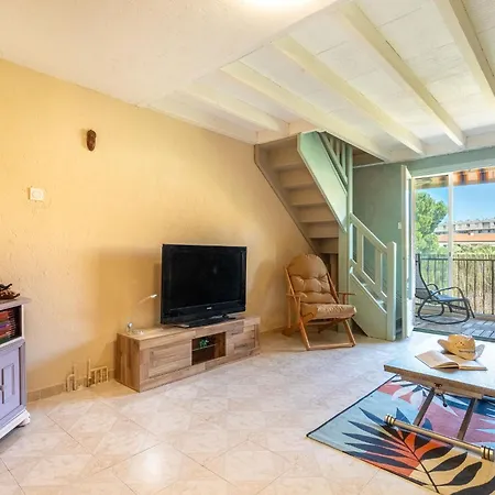 Апартаменты Le Dauphin-2 By Interhome